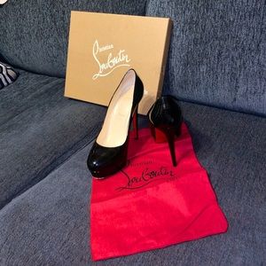 Christian Louboutin Bianca 140 Patent Calf Black